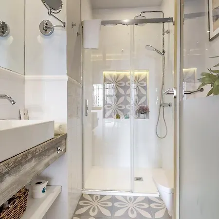 Bright And New- 2bd 2bth- Conde De Torrejon Apartamento *