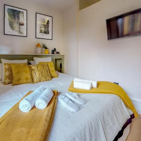 Apartamento Bright And New- 2bd 2bth- Conde De Torrejon *