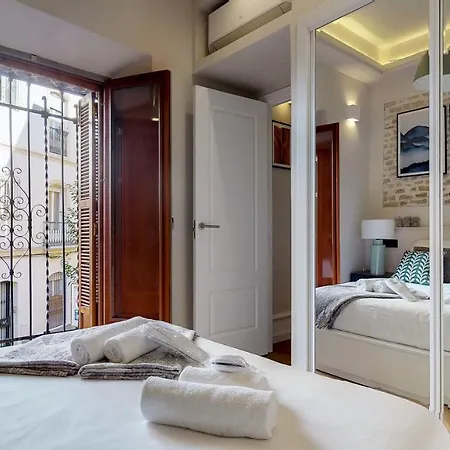 Bright And New- 2bd 2bth- Conde De Torrejon